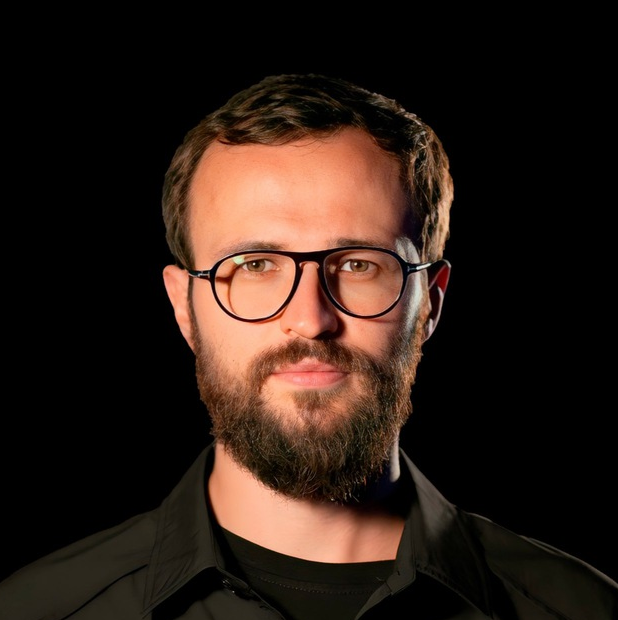 [Михаил Гребенюк] Аномалия. Январь (2025)_0.png